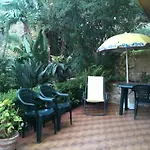 Sea View Garden Apartment