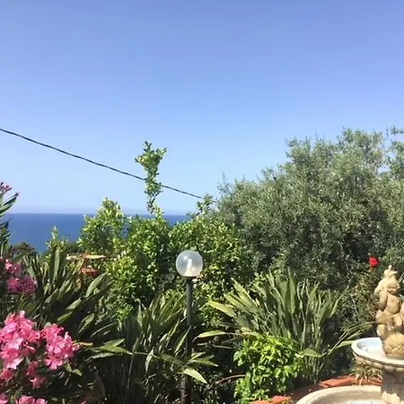 Sea View Garden * Cefalu