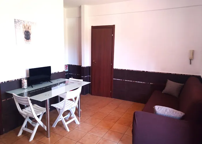 Sea View Garden Чефалу